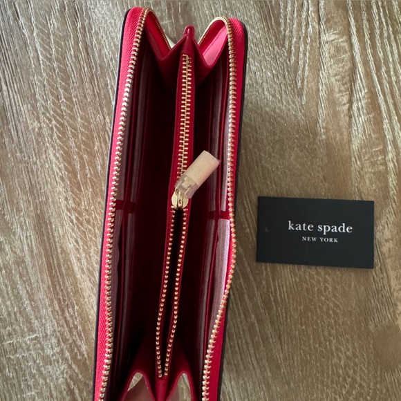 Kate Spade Pixel Heart Wallet - Picture 4 of 5